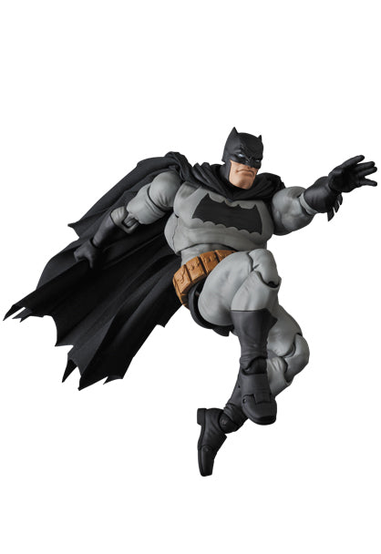 MEDICOM Mafex Batman (The Dark Knight Returns) Reissued Version 1/12th Scale Action Figure NO.106